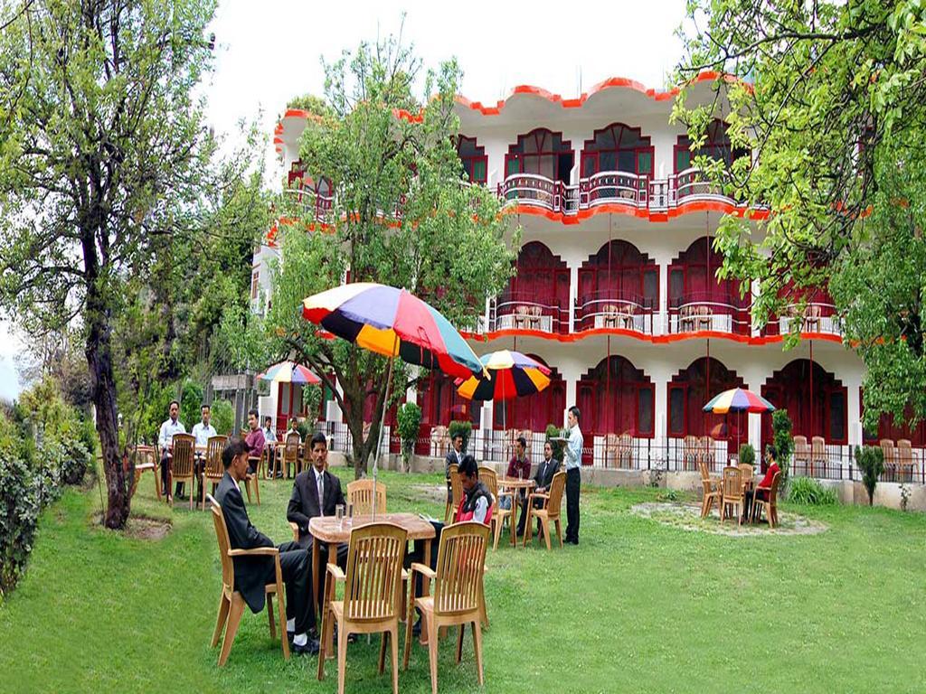 Himanshu Resorts Manāli Εξωτερικό φωτογραφία